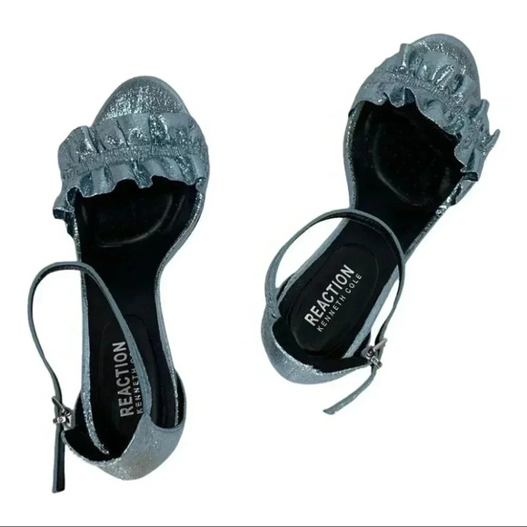 Kenneth Cole Reaction Rise Ruffle Metallic Storm Womens Heels Size 8M - Picture 12 of 16